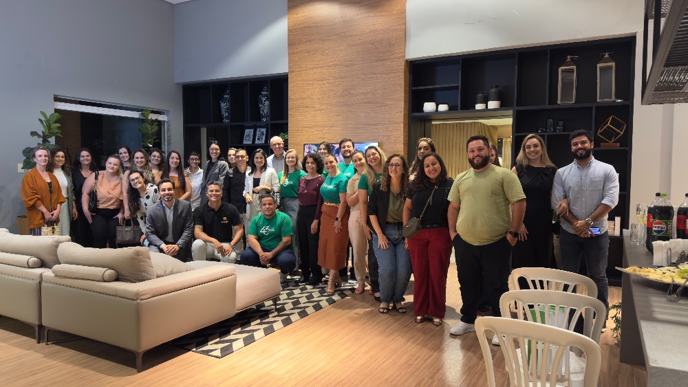 Público acompanha o painel do Roda Inova na Toca do Caboclo